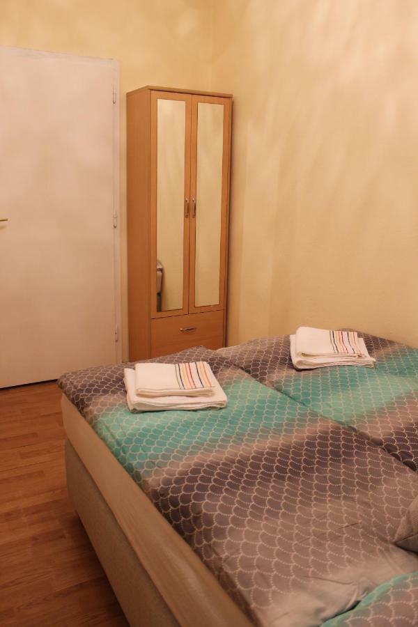 Piran Room's Luaran gambar
